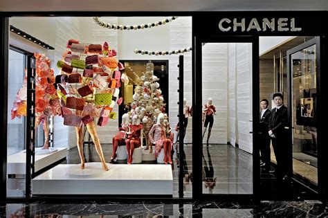 chanel shop piazza di soagan|Boutique CHANEL milano .